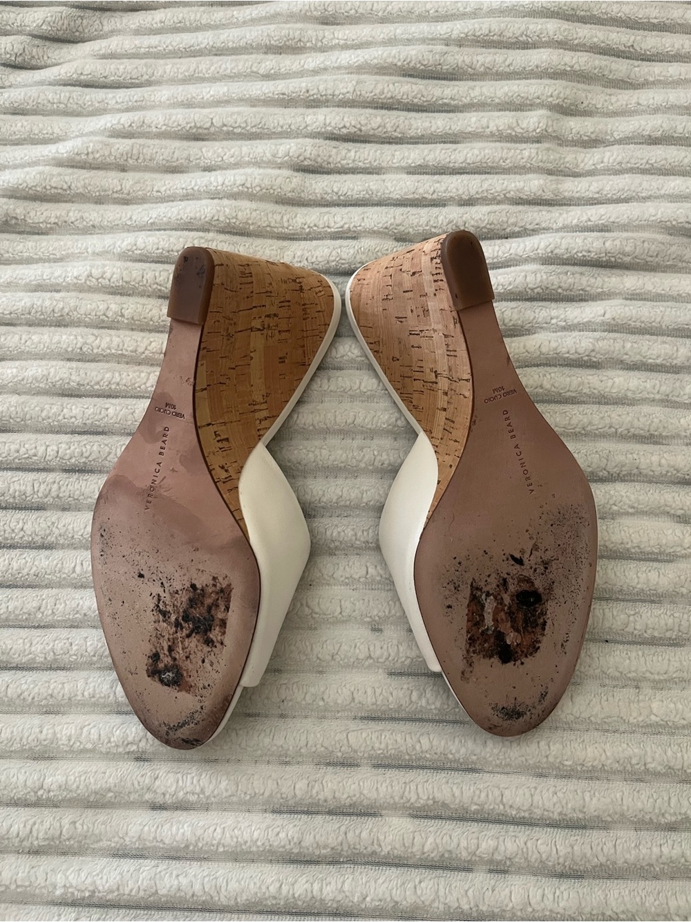 Veronica Beard White Cork Wedges - Picture 5 of 7